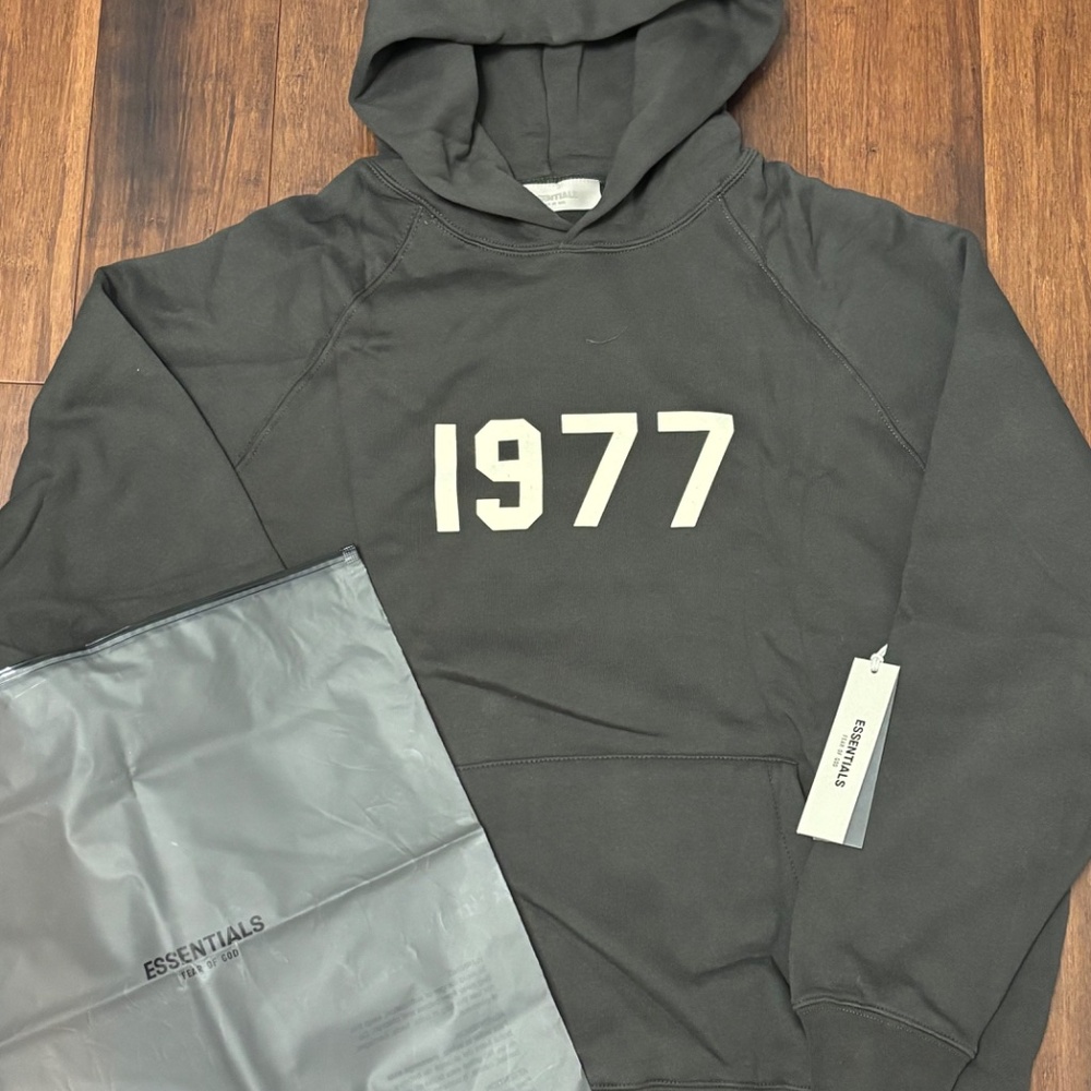 1977 Essentials hoodie